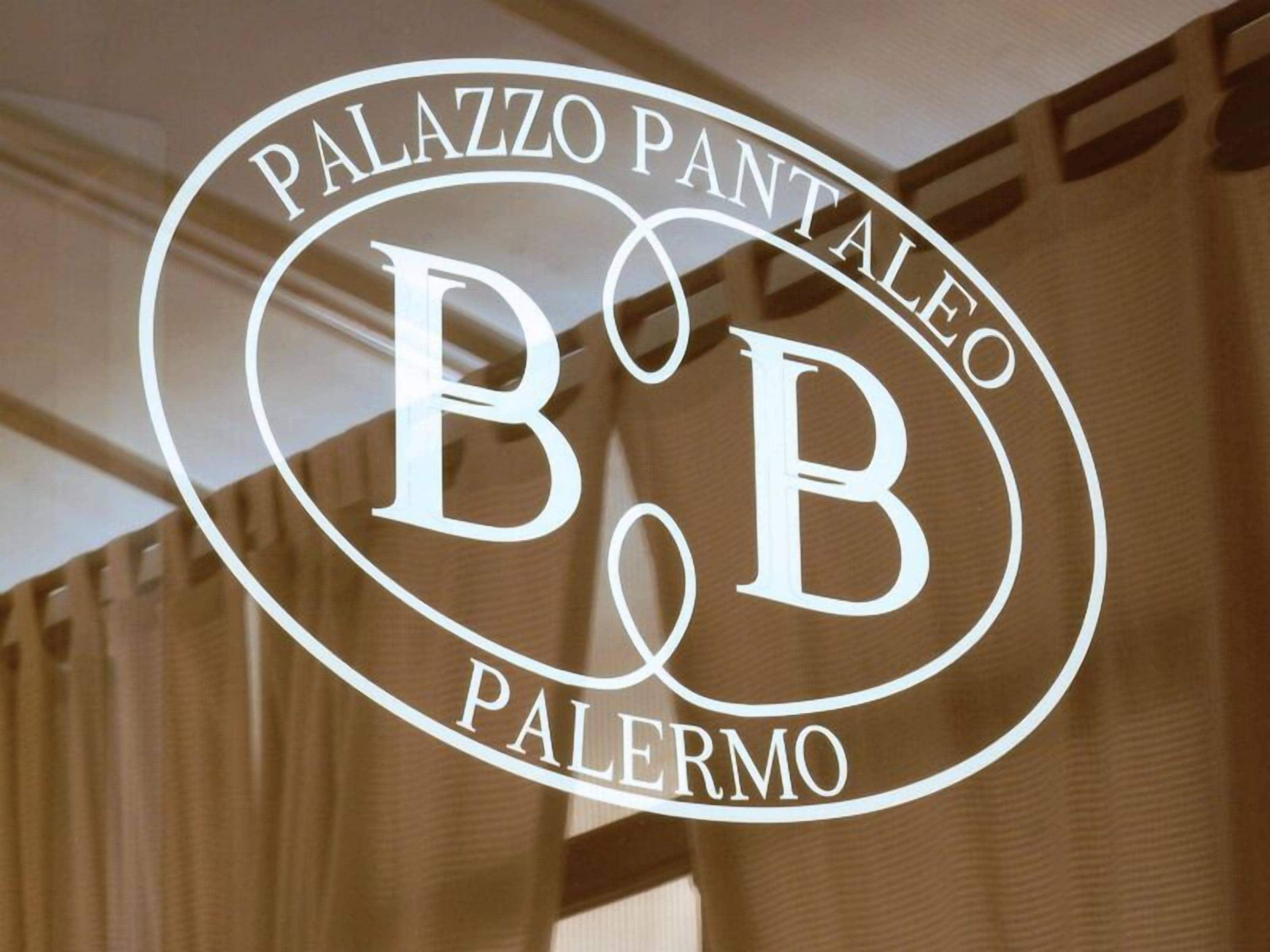 Palazzo Pantaleo — Fotos 1